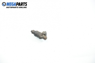 Gasoline fuel injector for Audi A3 (8L) 1.8, 125 hp, 3 doors, 1997