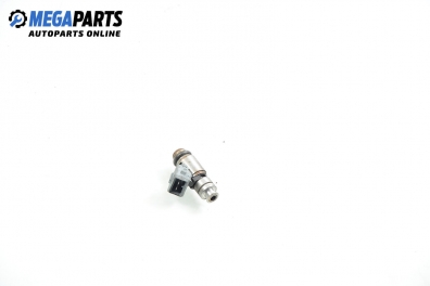 Gasoline fuel injector for Mercedes-Benz Vaneo 1.9, 125 hp automatic, 2002