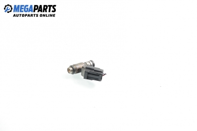 Gasoline fuel injector for Volkswagen Bora 1.6 16V, 105 hp, sedan, 2001