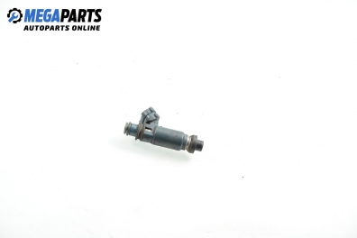 Gasoline fuel injector for Subaru Forester 2.0 AWD, 122 hp automatic, 1999