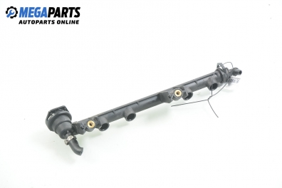 Fuel rail for Renault Twingo 1.2, 54 hp, 1998