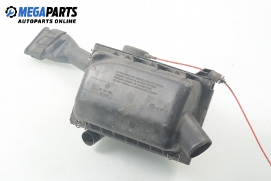 Air cleaner filter box for Opel Vectra A 1.6, 75 hp, sedan, 1992 № GM 90 351 938