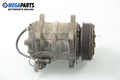 Compresor AC for Volvo 850 2.0, 143 hp, combi, 1995