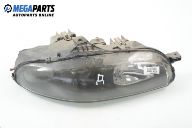 Scheinwerfer for Fiat Marea 2.0 20V, 147 hp, sedan, 1997, position: rechts