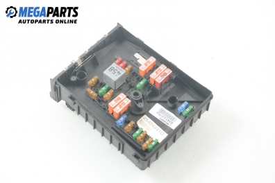 Fuse box for Volkswagen Golf Plus 1.9 TDI, 105 hp, 2005