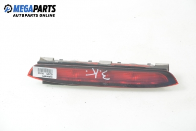 Central tail light for Toyota Corolla Verso 1.8 VVT-i, 135 hp, 2003