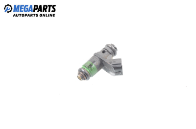 Duza benzină for Volkswagen Polo (9N/9N3) 1.2 12V, 64 hp, 3 uși, 2004