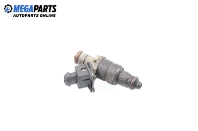 Benzineinspritzdüse for Mercedes-Benz C-Klasse 202 (W/S) 2.0, 136 hp, sedan, 1995