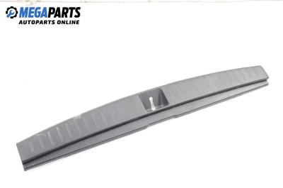 Plastic inside rear trunk cargo scuff plate for Subaru Legacy 2.0 D AWD, 150 hp, station wagon, 2008