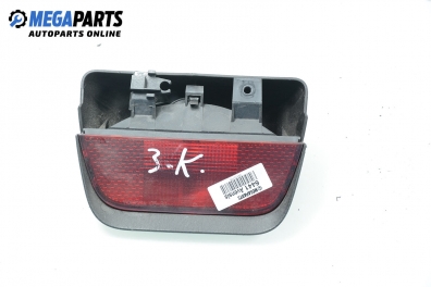 Central tail light for Toyota Avensis 2.0 D-4D, 110 hp, station wagon, 2002