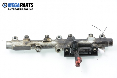 Fuel rail for Peugeot 406 2.2 HDI, 133 hp, station wagon, 2001