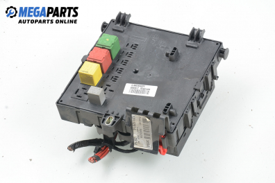 Fuse box for Opel Signum 2.2 DTI, 125 hp automatic, 2004 № 13112914