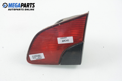 Innere bremsleuchte for Peugeot 406 1.9 TD, 90 hp, combi, 1999, position: rechts