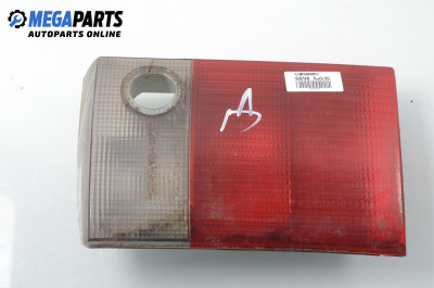 Innere bremsleuchte for Audi 80 (B4) 2.0, 115 hp, sedan, 1993, position: rechts