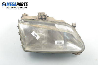 Far for Renault Megane I 1.6, 75 hp, hatchback, 5 uși, 1996, position: dreapta