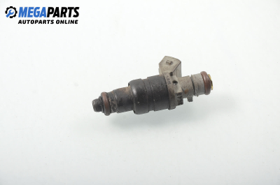 Benzineinspritzdüse for Mercedes-Benz C-Klasse 202 (W/S) 1.8, 122 hp, sedan, 1994