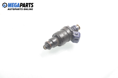 Gasoline fuel injector for Renault Megane I 1.6, 90 hp, coupe, 1998