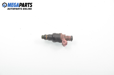 Gasoline fuel injector for BMW 5 (E39) 2.8, 193 hp, station wagon automatic, 1997