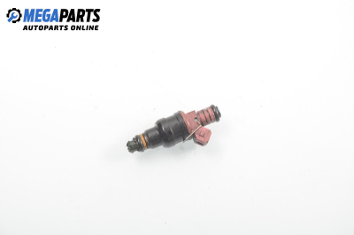 Gasoline fuel injector for BMW 5 (E39) 2.8, 193 hp, station wagon automatic, 1997
