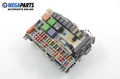 Fuse box for Opel Vectra B 1.6 16V, 100 hp, station wagon, 1997