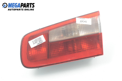 Inner tail light for Renault Laguna II (X74) 1.9 dCi, 120 hp, hatchback, 2001, position: right