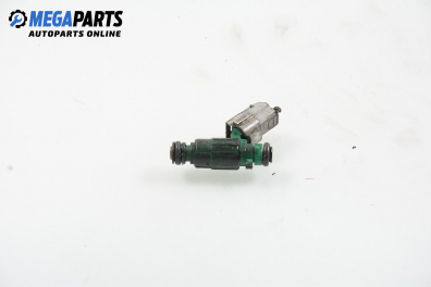 Gasoline fuel injector for Hyundai Coupe 2.7 V6, 167 hp, 2002