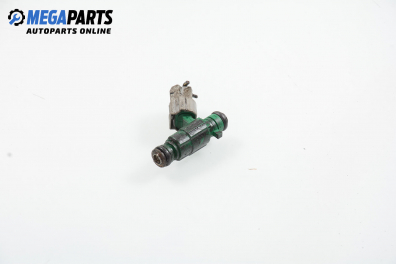 Gasoline fuel injector for Hyundai Coupe 2.7 V6, 167 hp, 2002