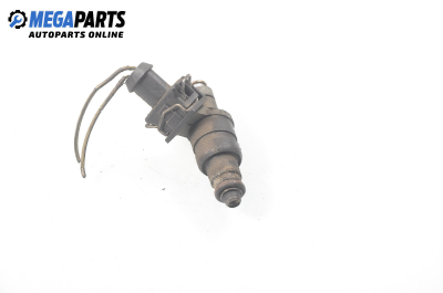 Benzineinspritzdüse for Mercedes-Benz C-Klasse 202 (W/S) 1.8, 122 hp, sedan, 1995