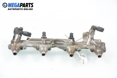 Fuel rail with injectors for Ford Escort 1.6 16V, 90 hp, hatchback, 5 doors, 1998