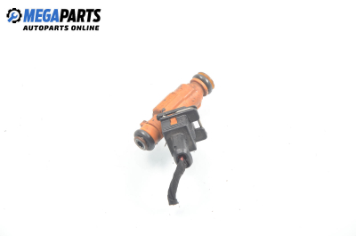 Gasoline fuel injector for Citroen C5 3.0 V6, 207 hp, hatchback, 2001