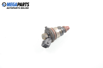 Gasoline fuel injector for Ford Escort 1.6 16V, 88 hp, station wagon, 1995