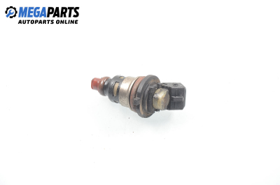 Gasoline fuel injector for Ford Escort 1.6 16V, 88 hp, station wagon, 1995