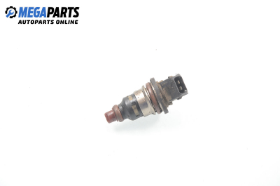 Gasoline fuel injector for Ford Escort 1.6 16V, 88 hp, station wagon, 1995