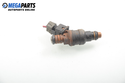 Benzineinspritzdüse for Hyundai Coupe 2.0 16V, 139 hp, 1997