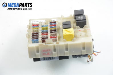 Fuse box for Ford Focus I 1.8 TDCi, 115 hp, hatchback, 5 doors, 2001