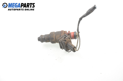 Benzineinspritzdüse for Mercedes-Benz C-Klasse 202 (W/S) 2.0, 136 hp, sedan, 1998