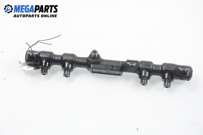 Fuel rail for Ford Transit 2.0 TDCi, 125 hp, truck, 2006