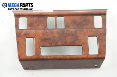Interieur kunststoffbauteile for Mercedes-Benz 124 (W/S/C/A/V) 2.0, 136 hp, sedan, 1993
