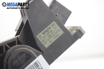 Accelerator potentiometer for Mercedes-Benz Vito 2.2 CDI, 82 hp, truck, 2000 № Bosch 0 281 002 335