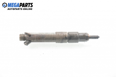 Diesel fuel injector for Volkswagen Passat (B5; B5.5) 1.9 TDI, 110 hp, sedan, 1997