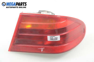Bremsleuchte for Mercedes-Benz E-Klasse 210 (W/S) 2.2 CDI, 125 hp, sedan, 1999, position: rechts