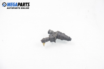Benzineinspritzdüse for Mercedes-Benz C-Klasse 202 (W/S) 2.2, 150 hp, sedan, 1993