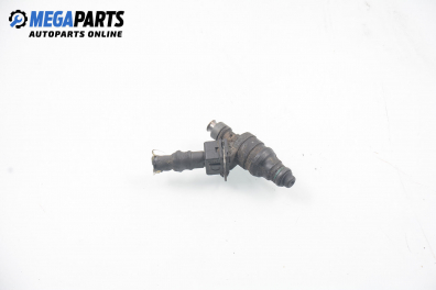 Duza benzină for Mercedes-Benz C-Class 202 (W/S) 2.2, 150 hp, sedan, 1993