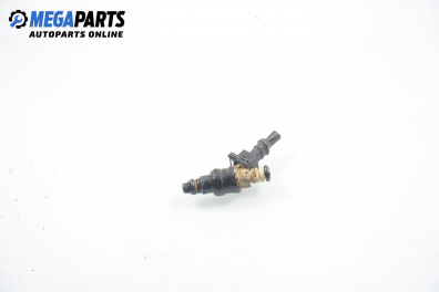 Gasoline fuel injector for Hyundai Coupe 1.6 16V, 114 hp, 1997