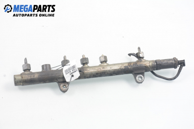 Fuel rail for Renault Scenic II 1.9 dCi, 120 hp, 2004