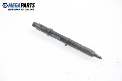 Diesel fuel injector for Audi A6 (C5) 2.5 TDI, 150 hp, station wagon, 1999 № 059 130 201 E
