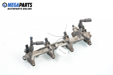 Rampă combustibil cu injectoare for Ford Mondeo Mk I 2.0 16V, 136 hp, sedan, 1994