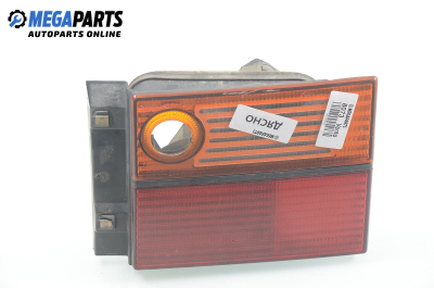 Innere bremsleuchte for Volkswagen Vento 1.8, 90 hp, 1993, position: rechts
