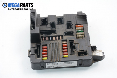 Fuse box for Renault Scenic II 1.5 dCi, 101 hp, 2004