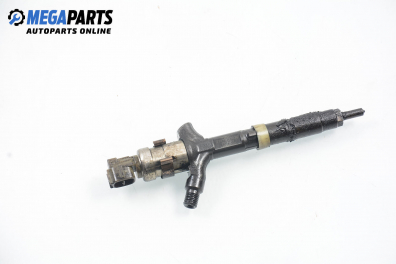 Diesel fuel injector for Toyota Avensis 2.0 D-4D, 110 hp, sedan, 2002